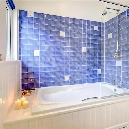 Sleeps 8 With Wifi Villa Ambleside
